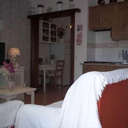 Апартаменты Puerto Del Carmen Sleeps 4 Pool Wifi
