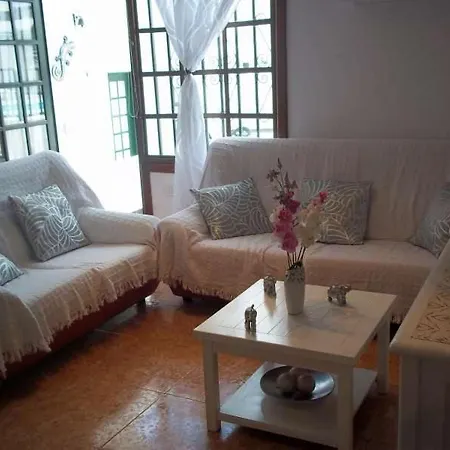 Puerto Del Carmen Sleeps 4 Pool Wifi *
